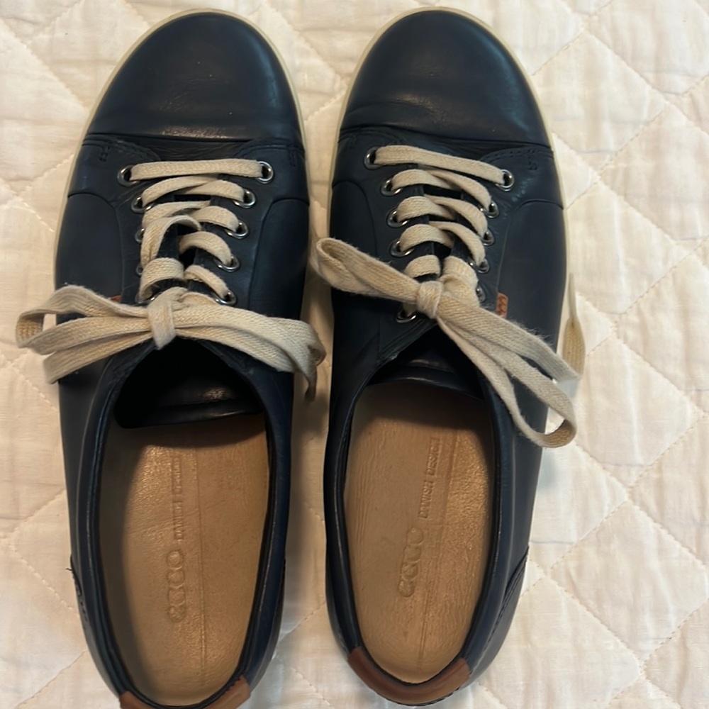 ECCO Navy Soft 7 Leather Lace up Sneakers Size 40 (9/9.5)
